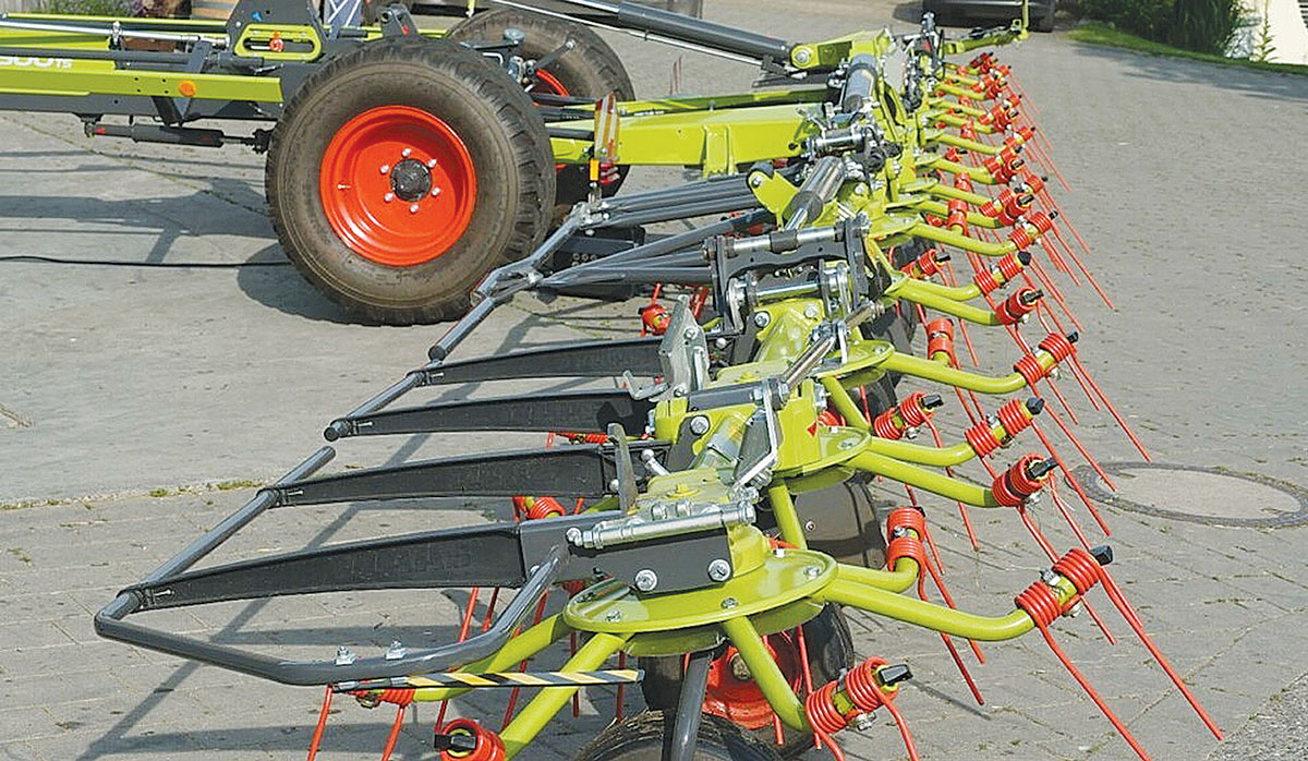 Claas 15m Tedder 2 FBTW