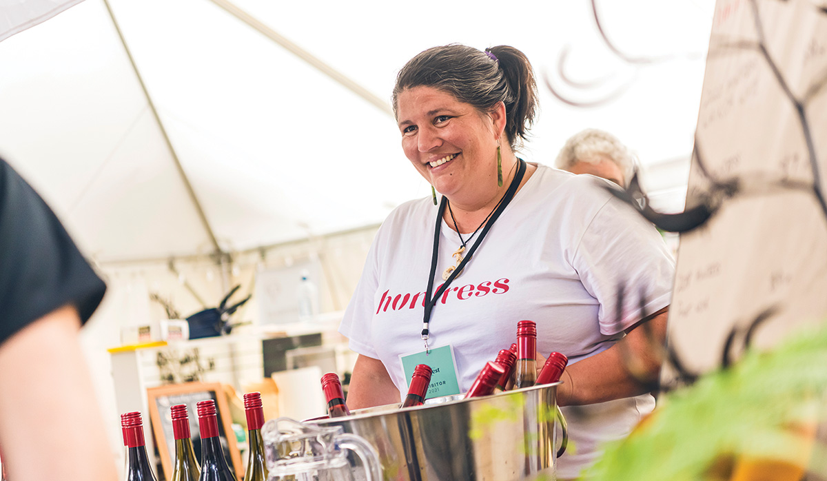 Jannine Rickards in Huntress stand Harvest 2021 FBTW