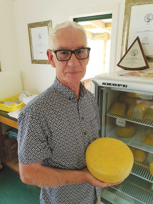 Bob Rosevear, Mahoe Cheese.