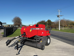 Up front a heavy-duty drawbar offers easy adjustment.