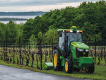 John Deere unveils new 5EN narrow tractors for vineyards and orchards