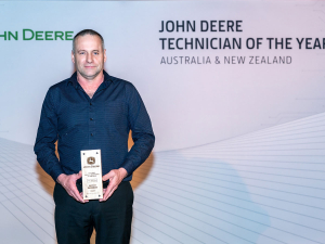 John Deere technician's record hat trick