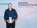John Deere technician's record hat trick