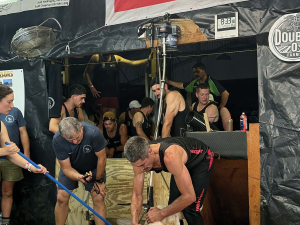 Simon Goss breaks nine-hour ewe shearing world record