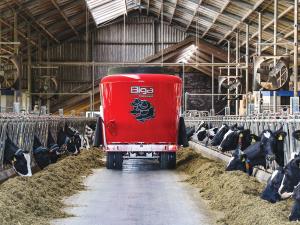 Most farmers would typically want to load a mixer wagon once per day/feed, so this will generally determine the size of mixer required.