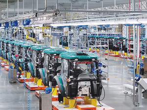 Weichai Lovol’s new plant is capable of building a new 100hp+ tractor every four minutes.