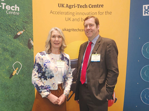 Bridgit Hawkins, Chair of AgriTechNZ, with Phil Bicknell, Chief Executive at the UK Agri-Tech Centre