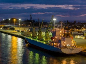 Zespri, in collaboration with ANL/CMA CGM, has initiated a feasibility study to investigate the potential for a low-emissions shipping corridor from Tauranga to Zeebrugge, Belgium, through the Panama Canal.