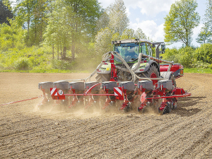 Maestro precision drill offers a choice of metering technologies that allows the machine to be individually adapted to the requirements of the farm.