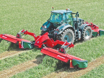 The rotors are smaller in diameter, helping promote a more efficient pick up and even distribution of the crop.