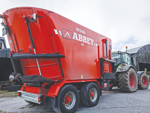 Abbey Diet Feeders offer a unique chopping and mixing action.