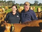￼Stuart and Hayley Menzies provide their Jersey milk to a milk processor marketing raw milk.