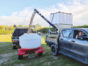 The new 1 Tonne Capacity Portable Auger Hopper is designed to make your life easier on farm.