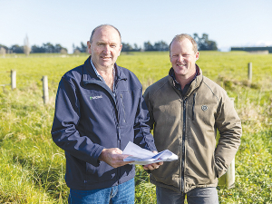 Integrated Farm Plan (IFP) lead consultant Paul Reese discusses IFP outcomes with Swannanoa farmer Andrew Gilchrist.