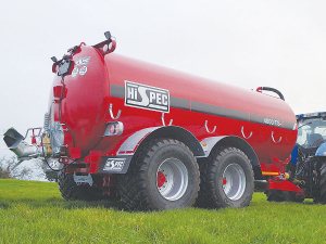 All HiSpec slurry tankers use a unique low-profile spreading system that increases controllability, while also decreasing air pollution.