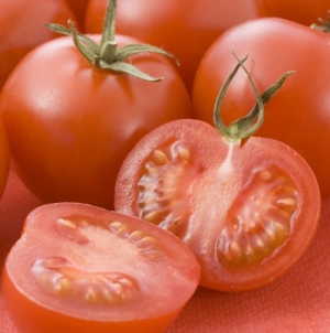Unlabelled irradiated OZ tomatoes on shelves - claim