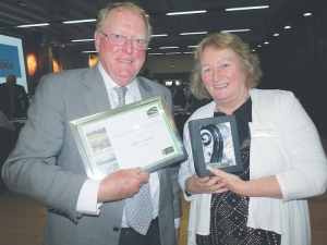 Dairy News journos scoop awards