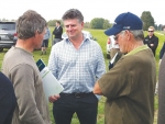 Duncan MacLeod (centre), Hawkes Bay Regional Council at a field day.