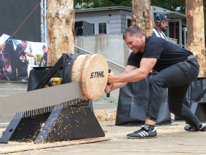 Shane Jordan Beats Brother to Win NZ Timbersports Title