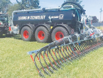 Vogelsang BlackBird 15m applicator earns DLG 'approved' quality mark for slurry precision