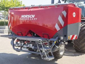 Horsch front hopper.