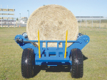 McIntosh double bale feeder offers the ability to deal with round or square bales.