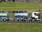 Aussie farmers desert Fonterra