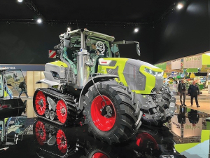 Agritechnica 2025: Claas, Fendt and Valtra claim 2026 Tractor of the Year Awards