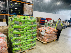FairFoodNZ receiving a FIS delivery during the 2021 lockdown.