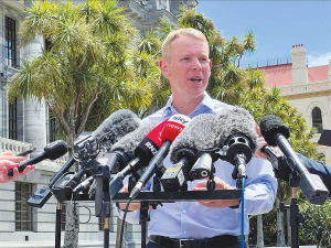 Will there be change under Chris Hipkins&#039; leadership or is it just lipstick on a pig?