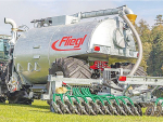 Final application is taken care of by dribble bar, trailing shoe or disc injection set ups.