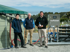Lincoln University professors Hong Di, left, and Keith Cameron with Ravensdown&#039;s Carl Ahfield. The team responsible for the Cleartech effluent management system has now unveiled EcoPond, claimed to be a breakthrough in methane mitigation. Supplied. Tony Stewart/Photoshots