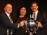 Hort NZ chair Barry O’Neill; Māori Development Minister Nania Mahuta and Ahuwhenua Trophy committee chair Kingi Smiler at the unveiling of the new hort trophy at last year’s Hort NZ conference.
