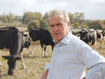 Former Agriculture Minister David Carter believes a priority for the new government is to tackle the plethora of impractical regulations passed by Labour.