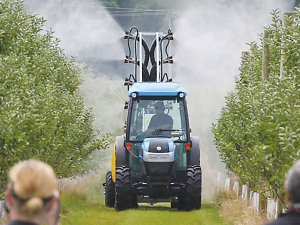 New Zealand&#039;s apple and pear industry is aiming to become spray-free by 2050.