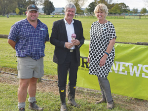 Expo director Dave Martin, Agriculture Minister Damien O’Connor and the expo manager Sue Wilson at last year’s event. 