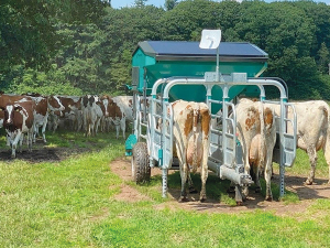 The Hanskemp FeedStation Mobile is claimed to reduce feed costs, optimise milk and meat production.