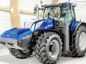 New Holland’s T7.270 Methane Power CNG (Compressed Natural Gas) tractor.