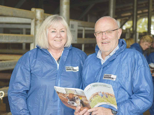 ST Genetics breeding consultant Jean Macky (left) with Genetics Australia export manager Rob Derksen.