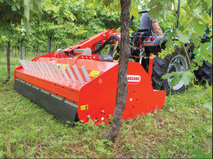 The Maschio Tigre mulchers are available in 1.7 or 1.8 metre working widths and can deal with residues of up to 12cm in diameter.
